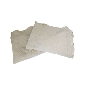 Linens n Things Ivory Set of 2 Maltese  Pillow Shams